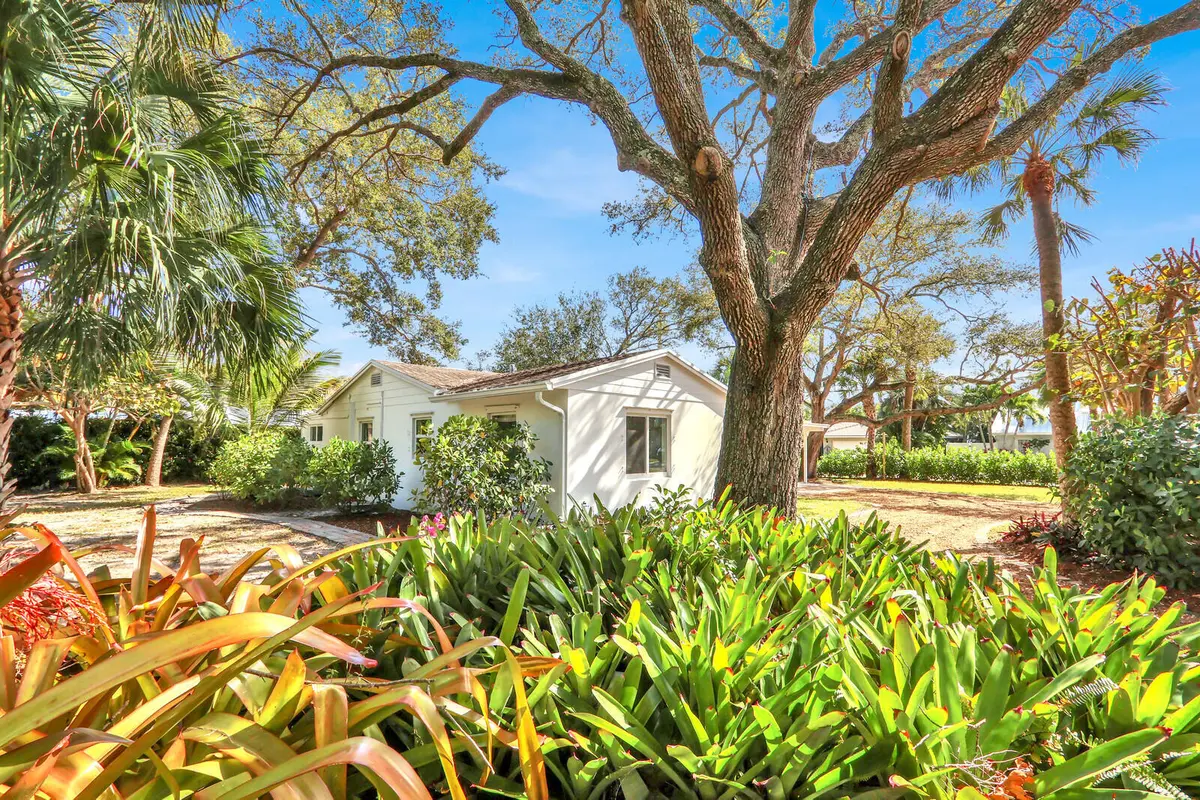 02_Image_2_mls at 601 PAULINA Road, Jupiter