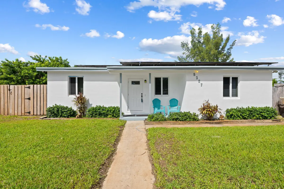 25-web-or-mls-DSC_9155 at 5287 NE 14TH Terrace, Pompano Beach