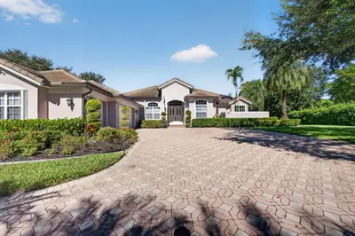 11880 TORREYANNA CIRCLE, Palm Beach Gardens – Single Family Residence for sale