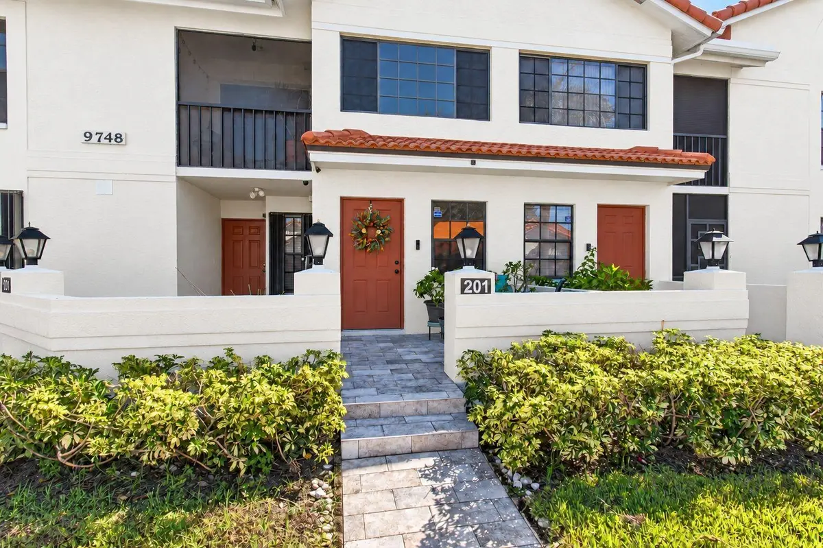 Entrance at 9748 Pavarotti Terrace 201, Boynton Beach