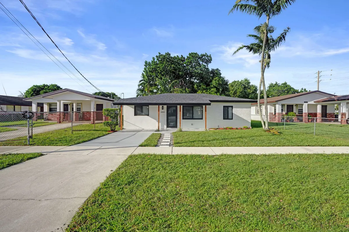 1-web-or-mls-DSC04366 at 4009 SW 21st Street, West Park