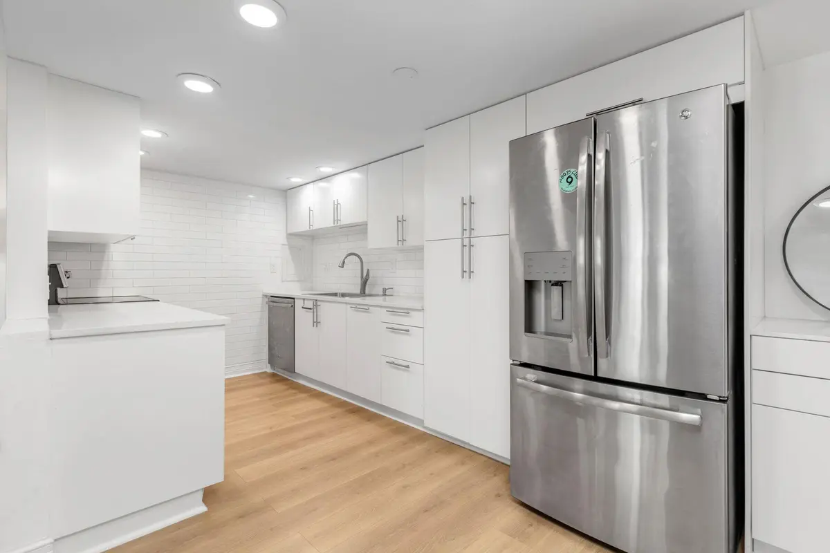 Kitchen at 1501 S FLAGLER Drive 5G, West Palm Beach