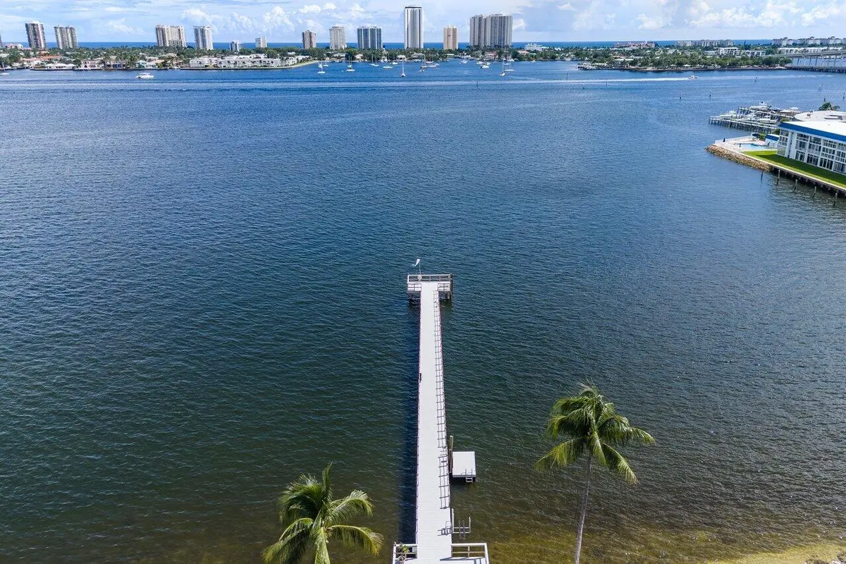 048-3040LakeShoreDrive-502-RivieraBeach- at 3040 Lake Shore Drive 502, Riviera Beach