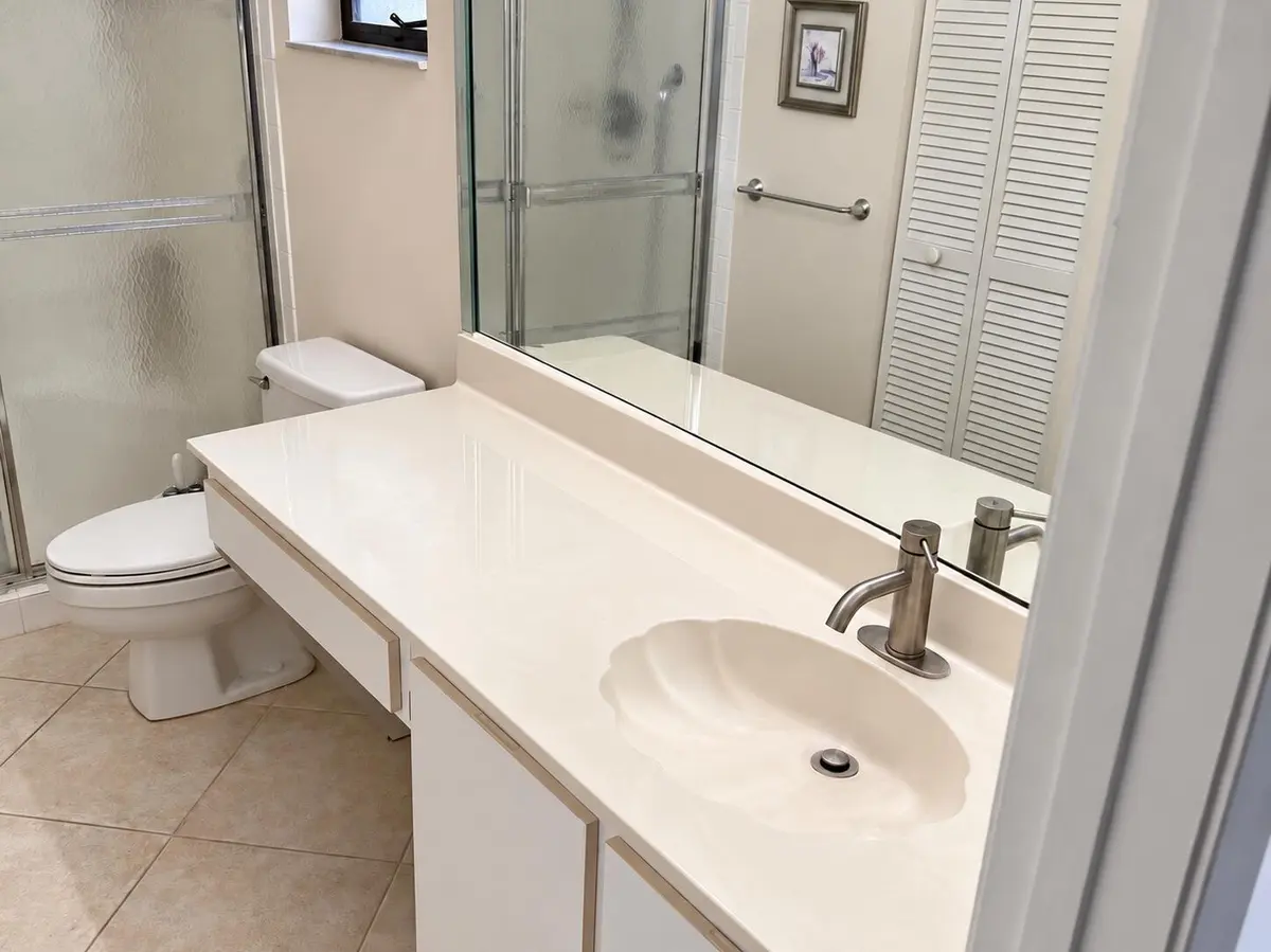 Primary Bathroom at 6364 Kings Gate Circle, Delray Beach