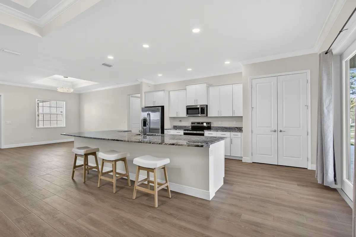 Kitchen at 14043 87th Street, Loxahatchee