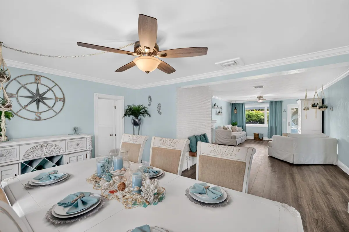 Dining room at 1131 NE 3rd Street, Pompano Beach