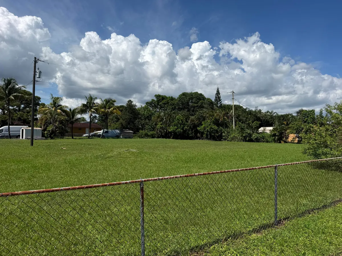 IMG_7164 at 4041 SW 52ND Street, Dania Beach