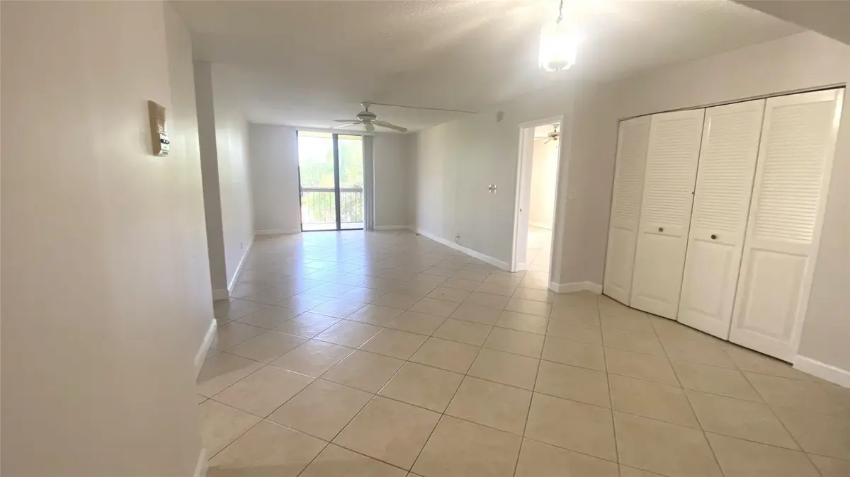 Photo 6 at 733 SE 1ST Way 302, Deerfield Beach