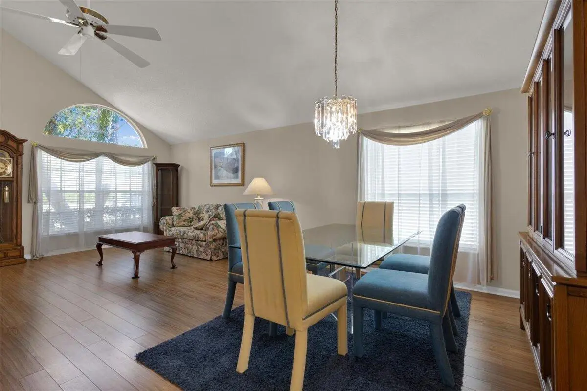 20-GG3A9654 at 7119 SE Twin Oaks Circle, Stuart