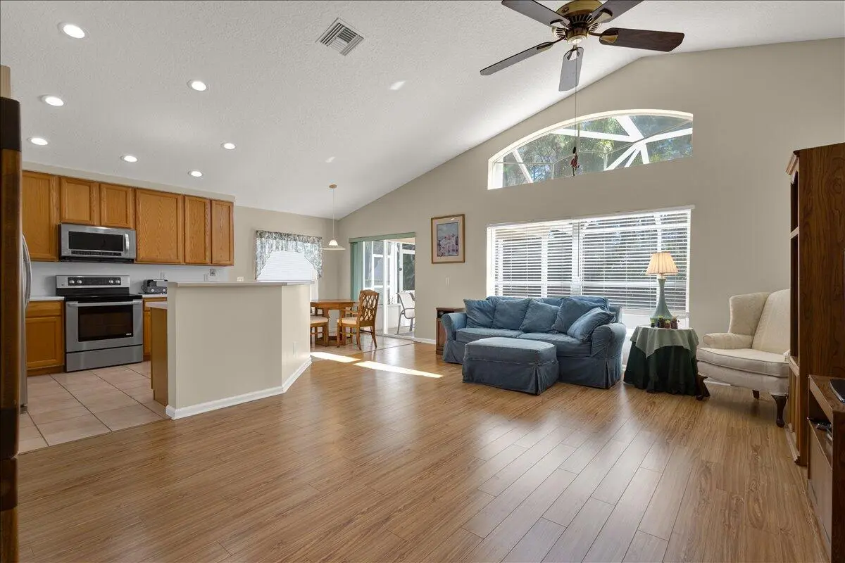 22-GG3A9666 at 7119 SE Twin Oaks Circle, Stuart