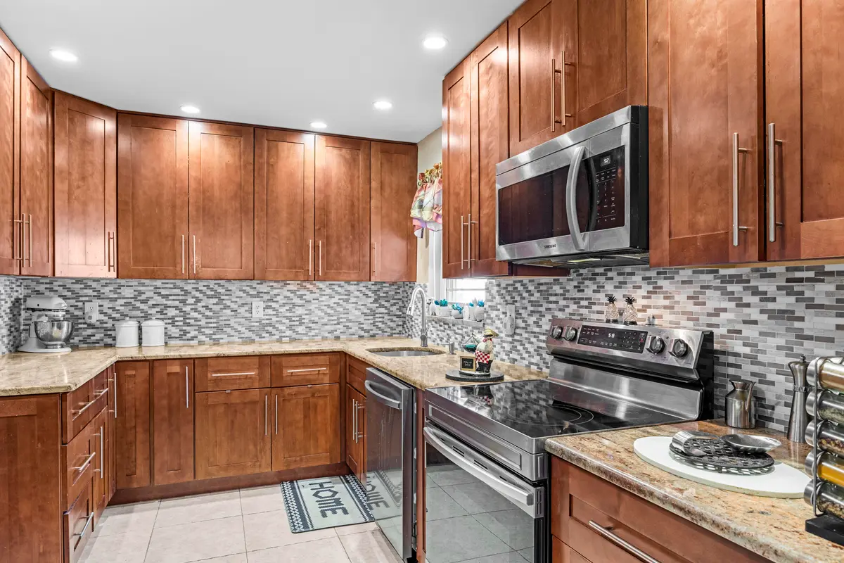 366A6713-4 at 108 LEISUREVILLE Boulevard, Boynton Beach