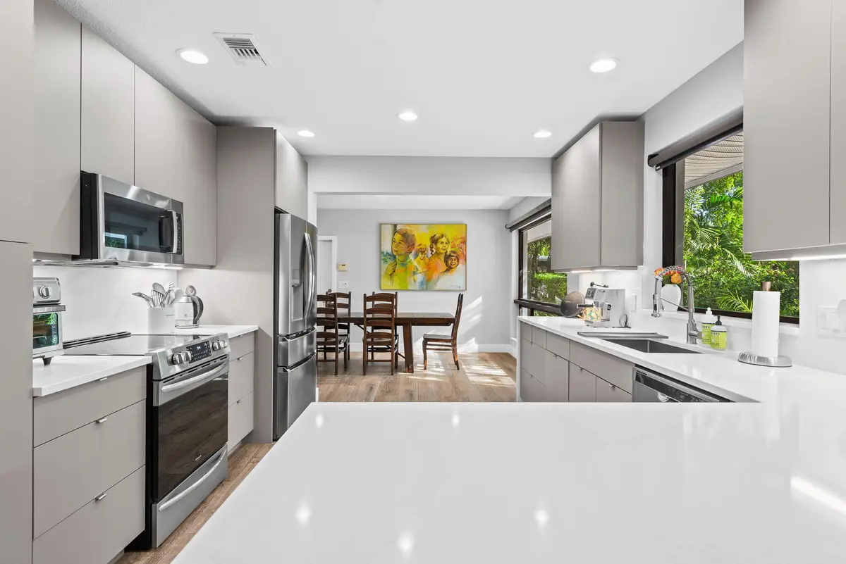 8-web-or-mls-_BWP9362 at 2643 SW 30TH Terrace, Fort Lauderdale
