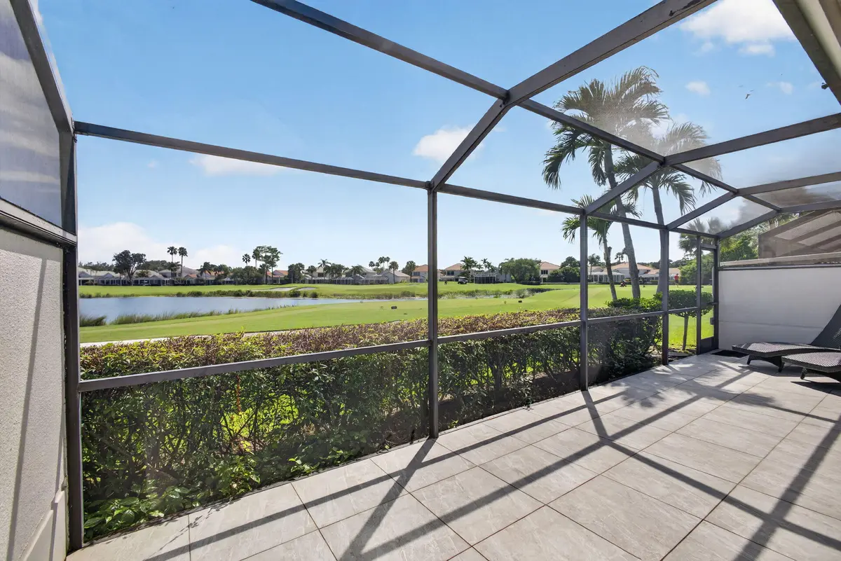 Screened Lanai at 543 Prestwick Circle, Palm Beach Gardens