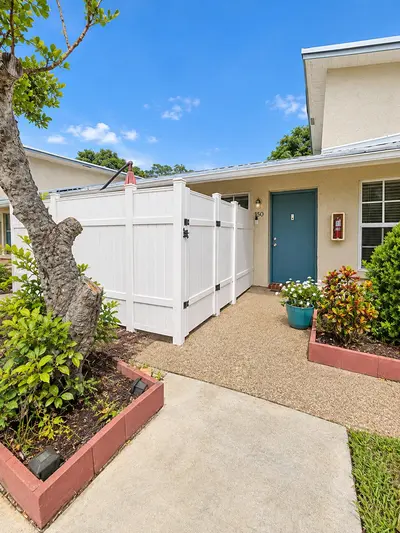 3001 NW 4th Terrace 150, Pompano Beach – Condominium for rent