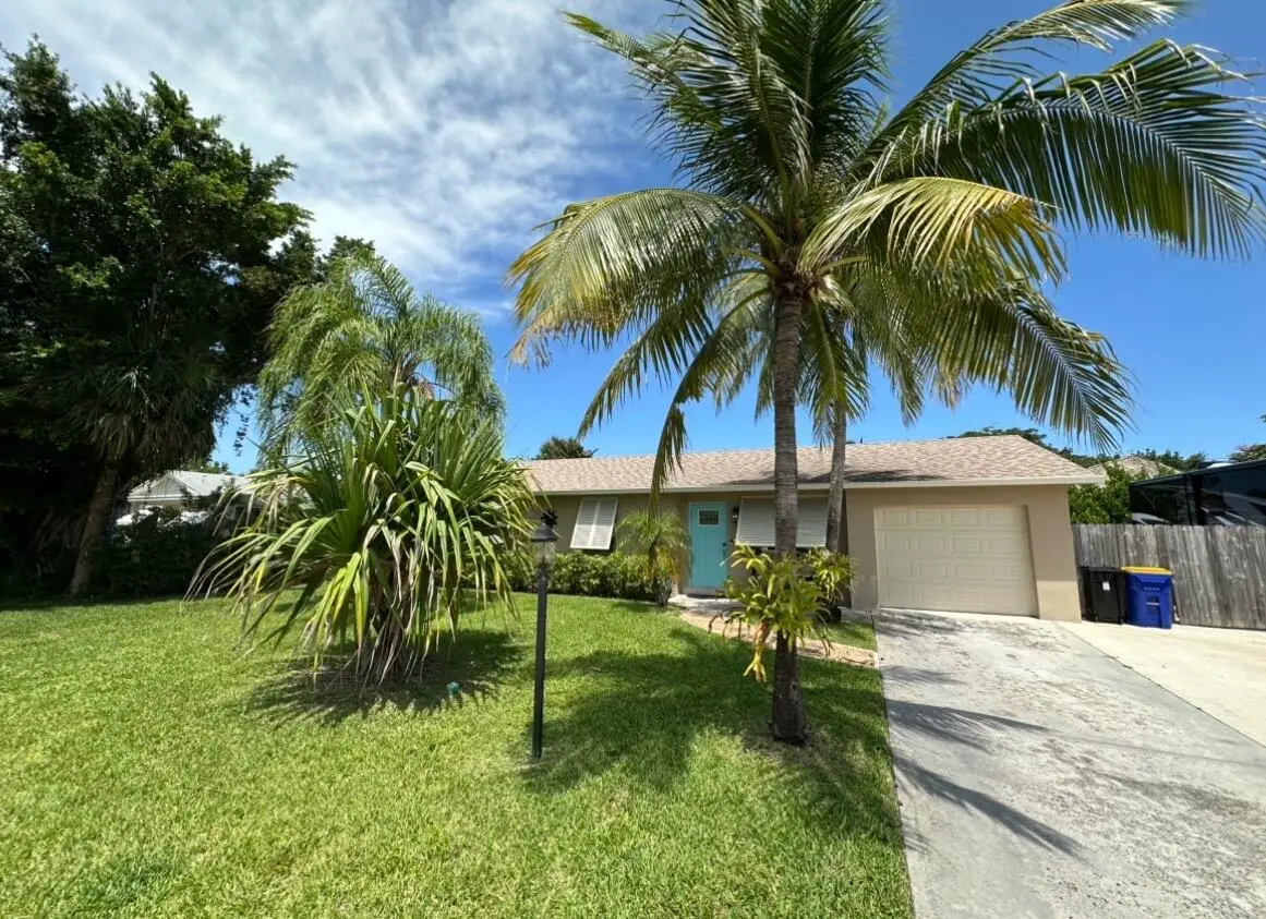 19043 SE Fearnley Drive, Tequesta, FL – photo 1