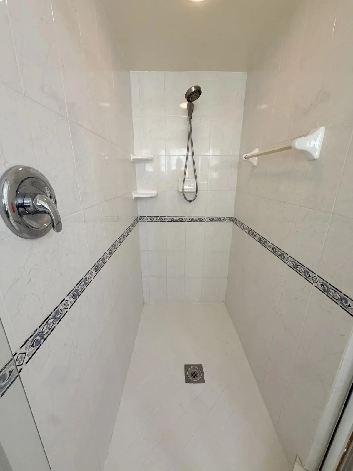 Shower at 9671 TAVERNIER Drive, Boca Raton