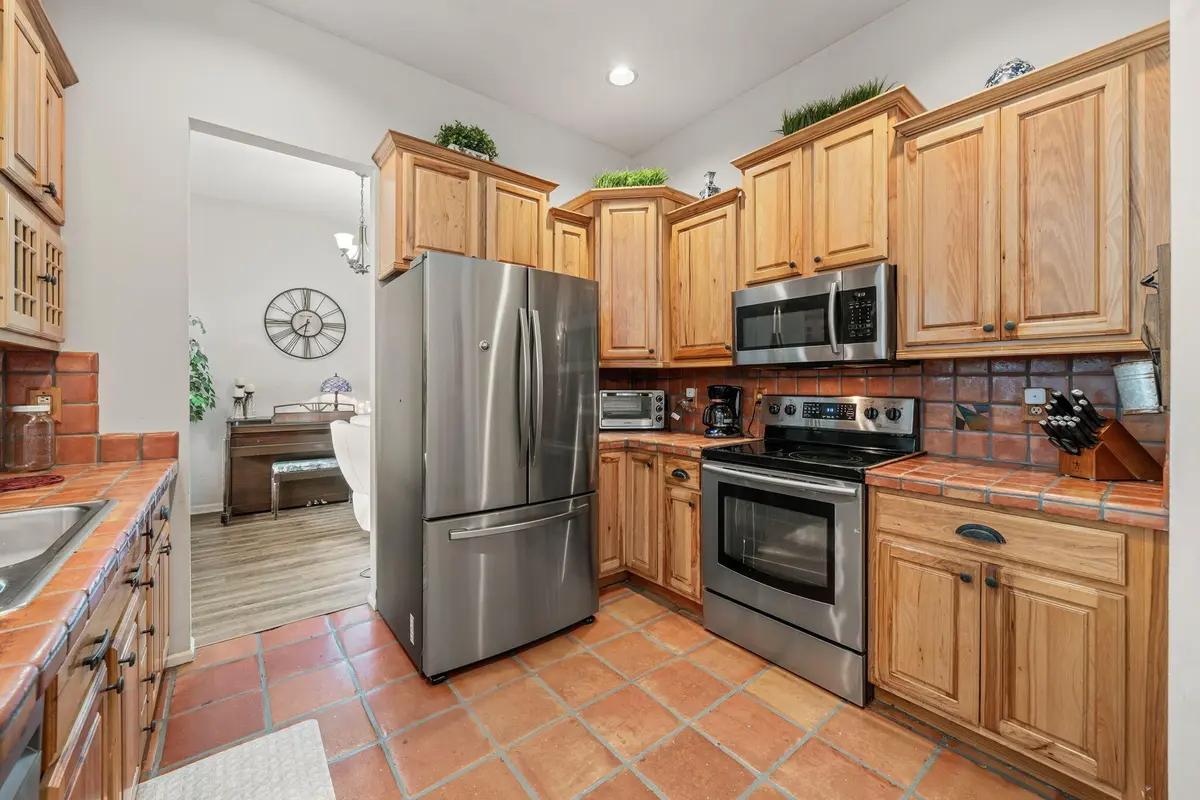 13-web-or-mls-DSC03681 at 1985 New Haven Avenue, Wellington