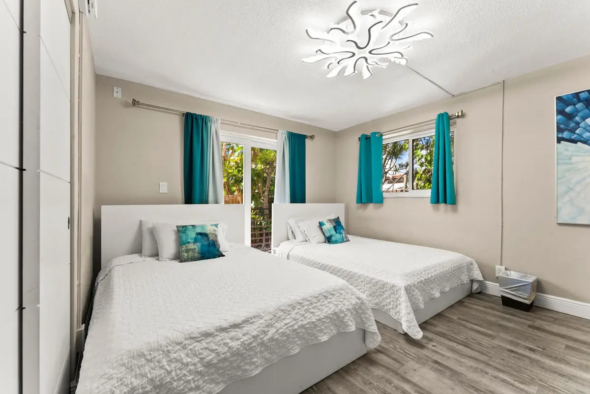Unit 1 at 324 ROOSEVELT Street, Hollywood