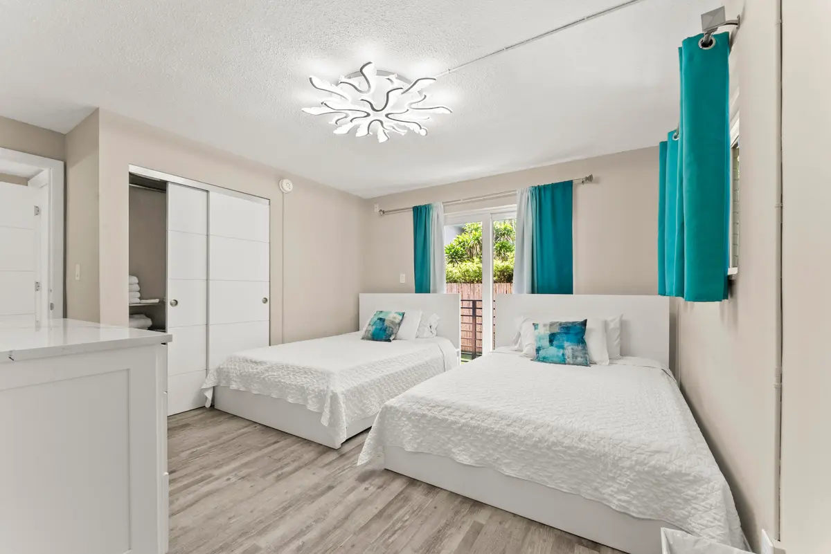 Unit 1 at 324 ROOSEVELT Street, Hollywood