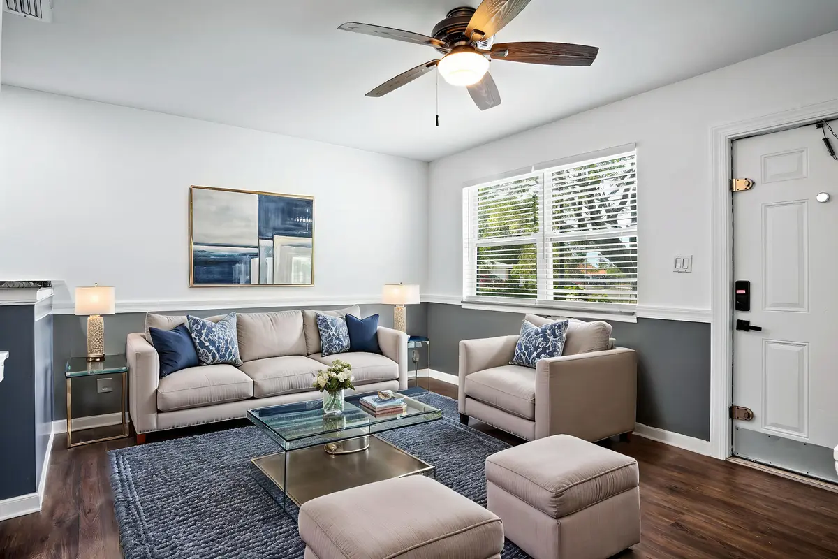 R.F018 at 101 NE 35th Street B, Pompano Beach