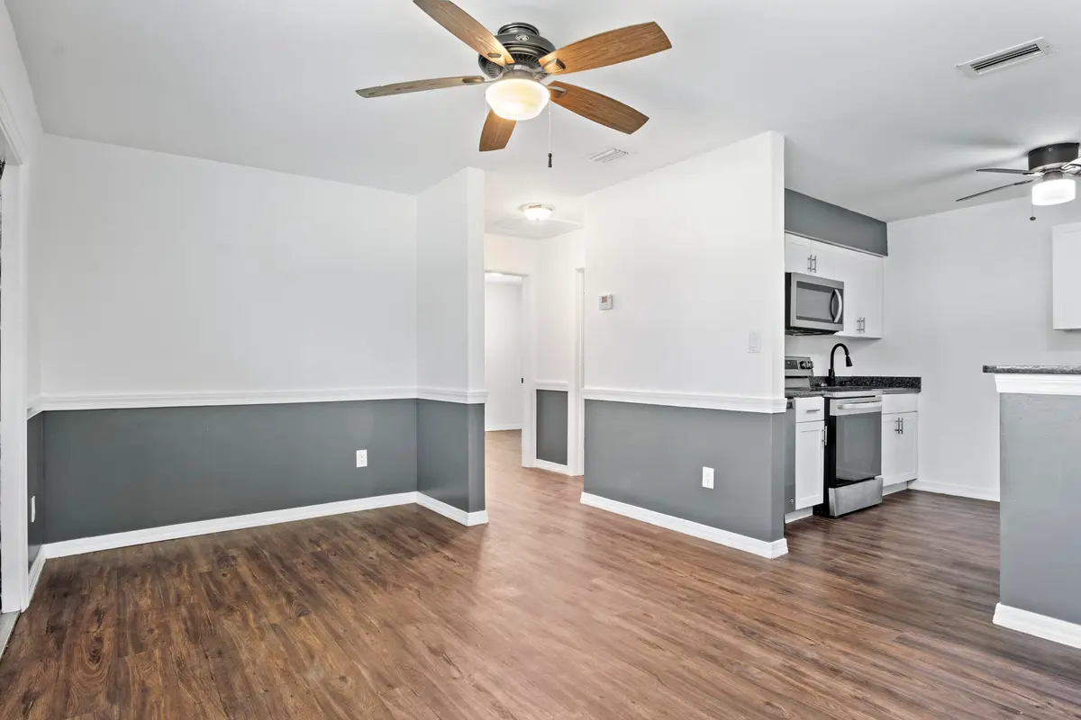 R.F022 at 101 NE 35th Street B, Pompano Beach