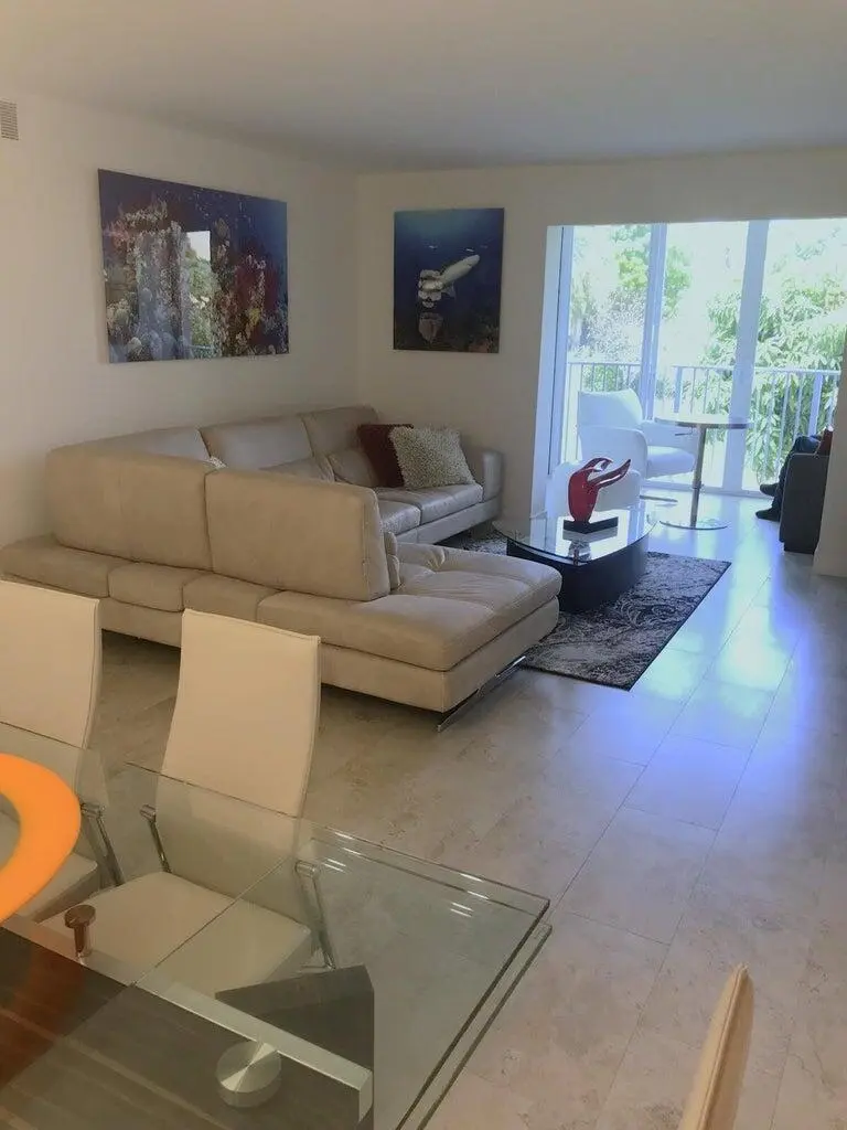 2515 10 at 2515 NE 2ND Court 201, Boynton Beach