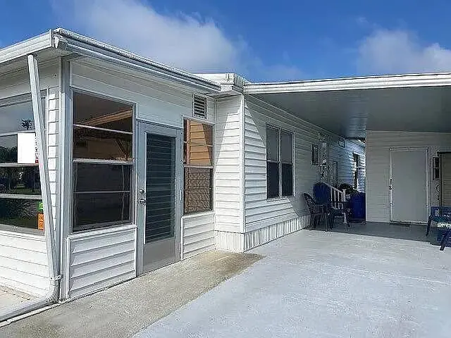 D0AF0414-6813-4D5C-B6FE-0FEDD7EA84DF at 21 Flores Way, Port St. Lucie