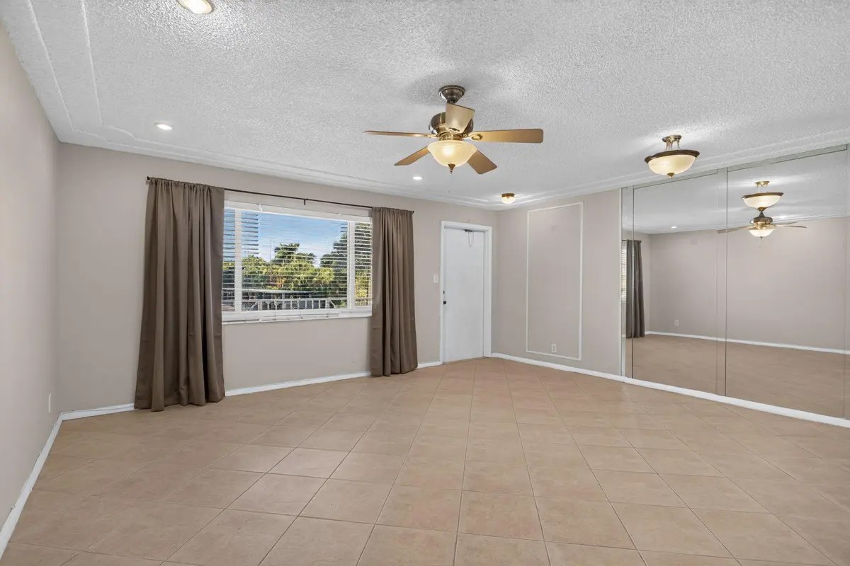 7-web-or-mls-2840 203-3 at 2840 NE 14th Street Causeway 203A, Pompano Beach