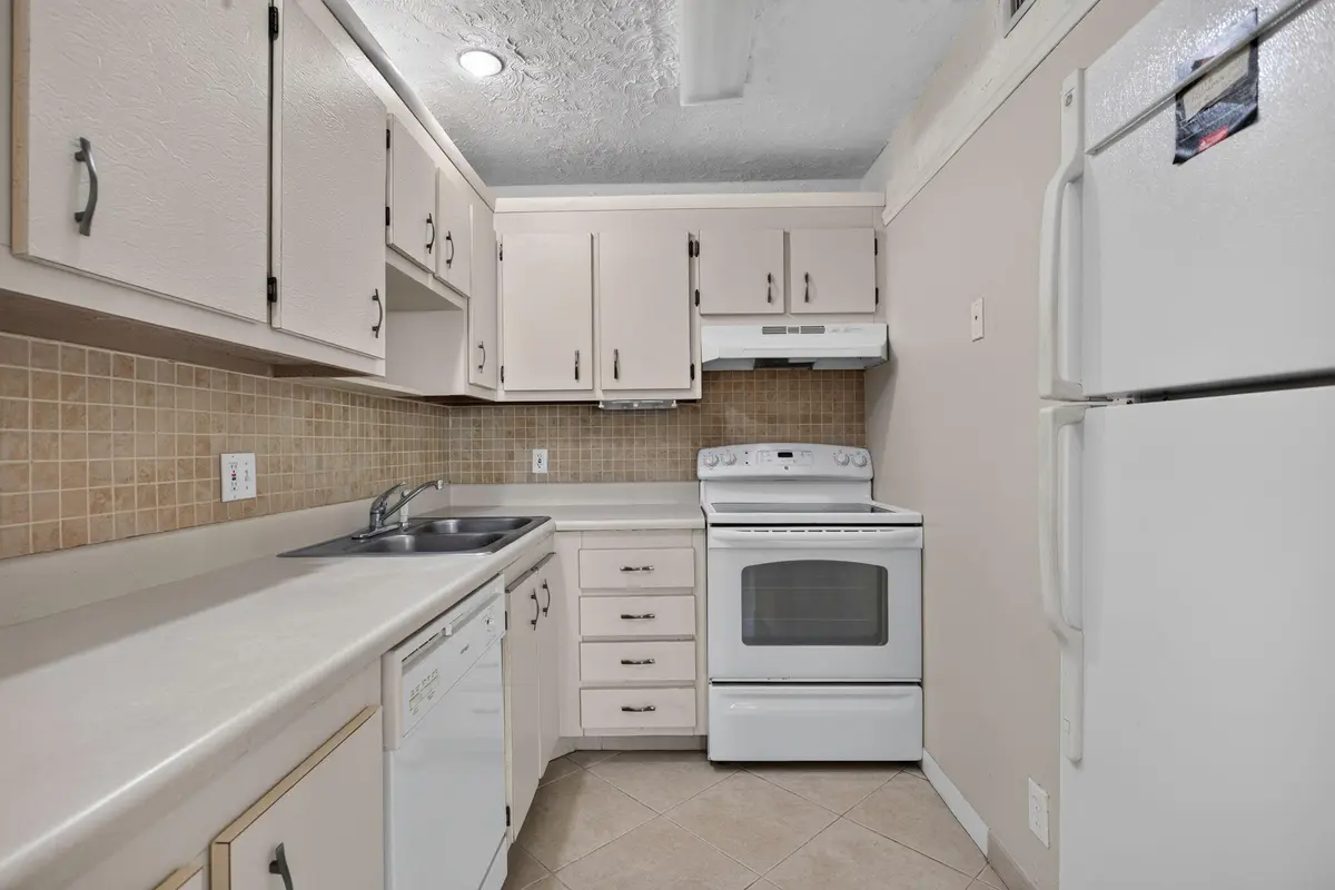 8-web-or-mls-2840 203-4 at 2840 NE 14th Street Causeway 203A, Pompano Beach