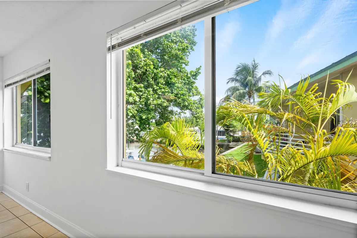 015-391Southeast19thAvenue-8-PompanoBeac at 391 SE 19TH Avenue 8, Pompano Beach