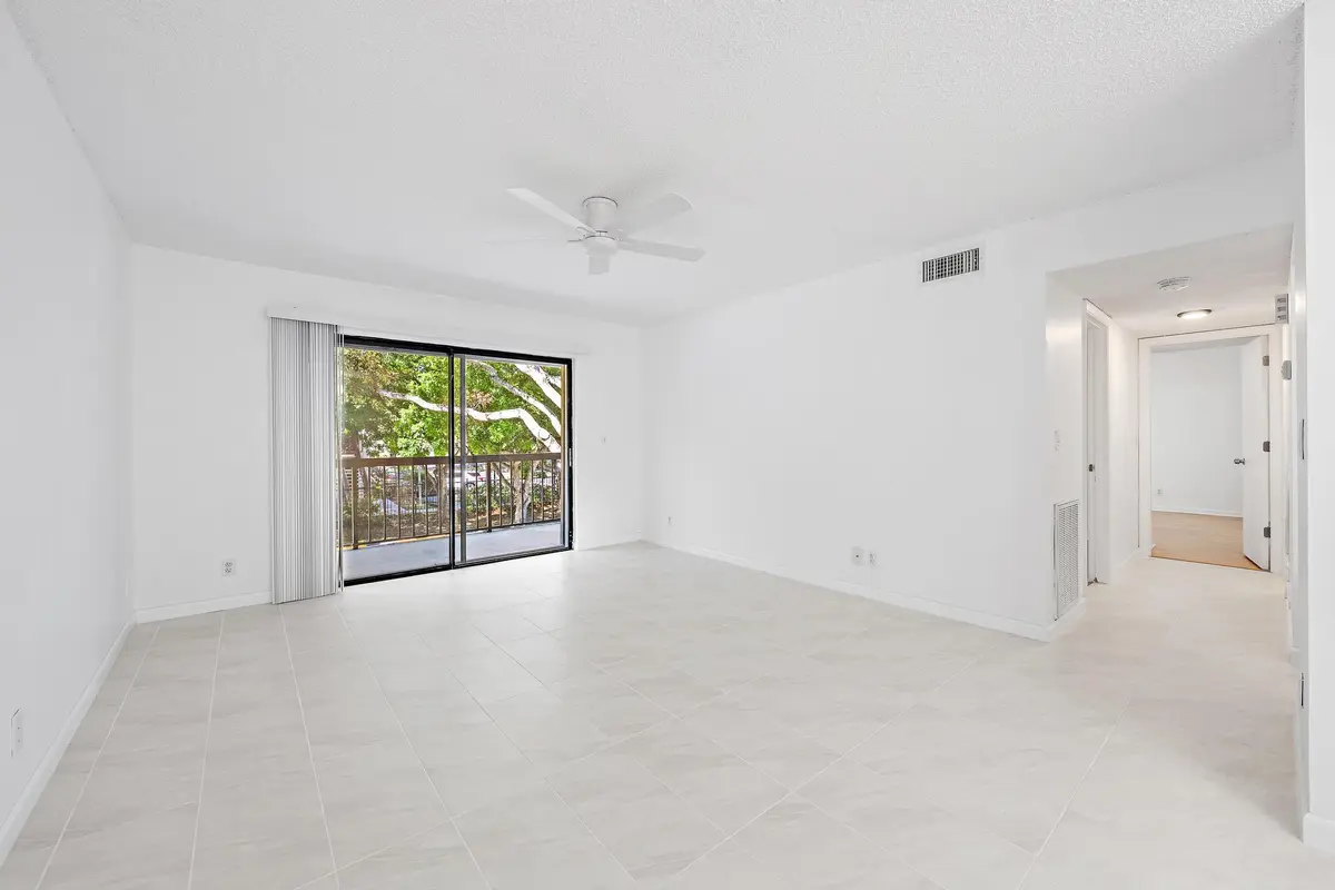 3402 Gardens E Dr Living 1 at 3402 Gardens E Drive, Palm Beach Gardens