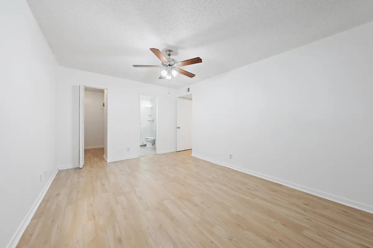 3402 Gardens E Dr Primary 2 at 3402 Gardens E Drive, Palm Beach Gardens