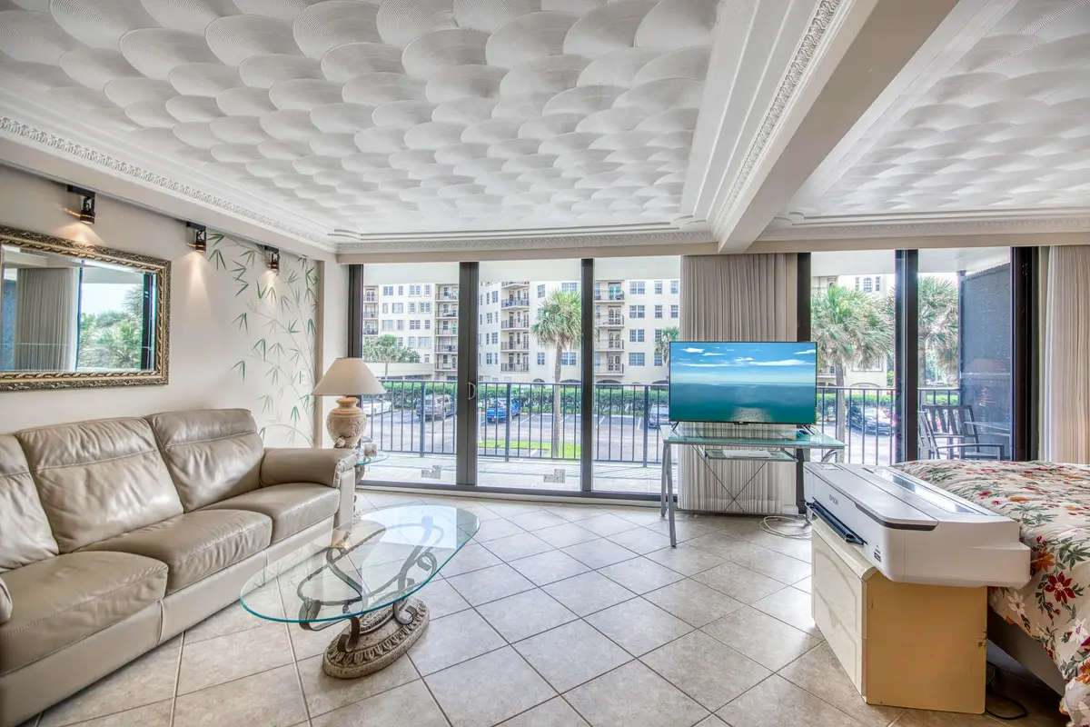_IMG1988_HDR at 3460 S Ocean Boulevard 114, Palm Beach