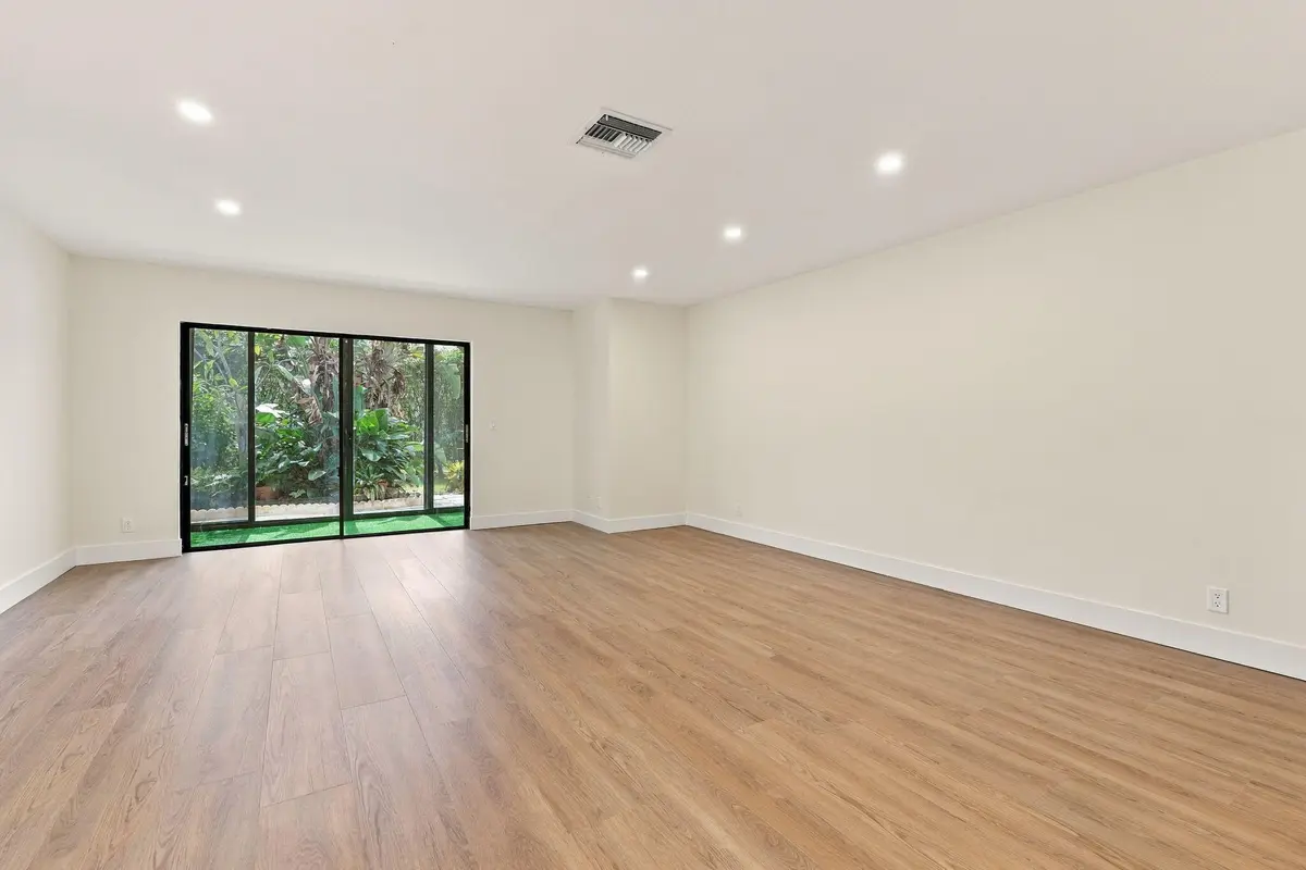 Living / Dining at 2641 Gately Drive 906, West Palm Beach