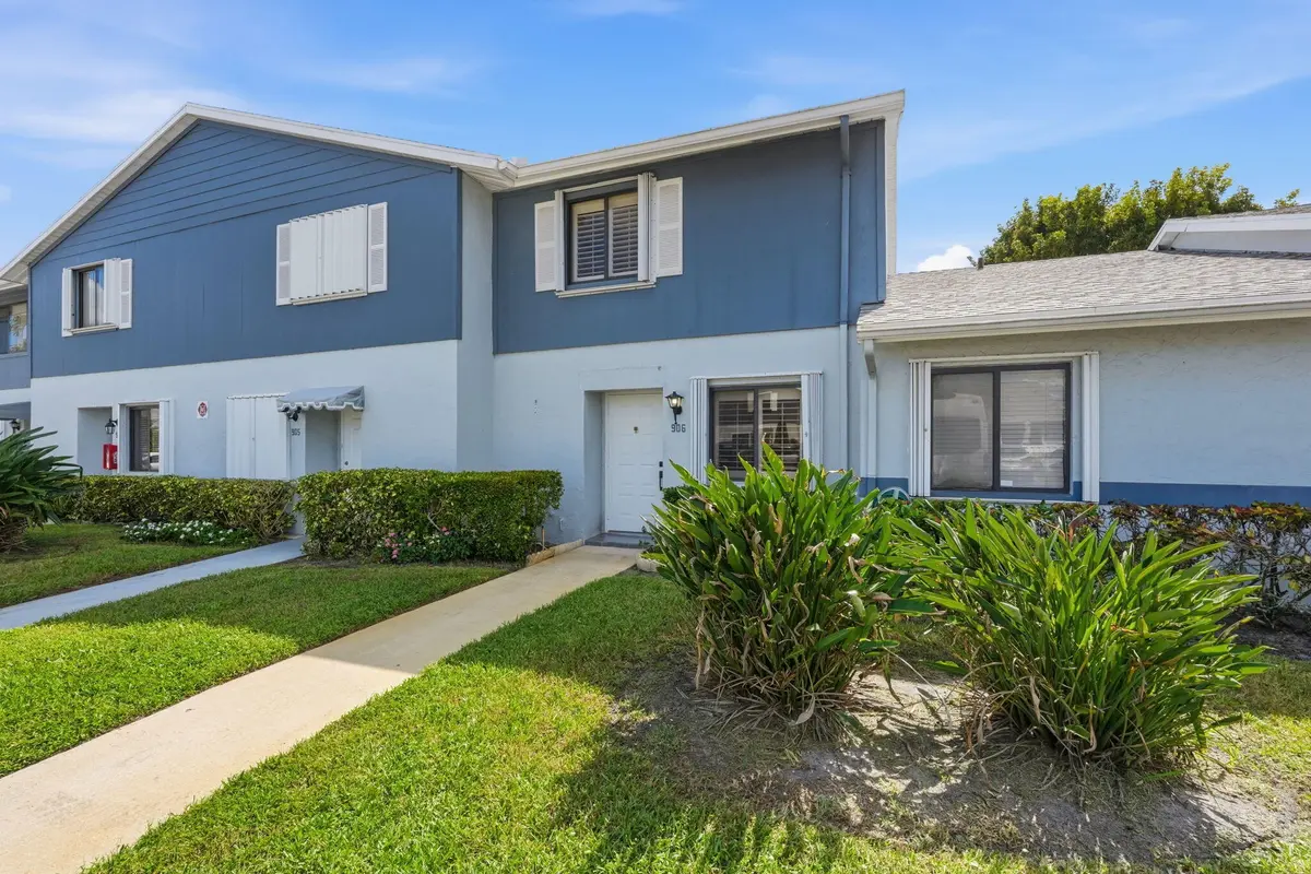 Front door at 2641 Gately Drive 906, West Palm Beach