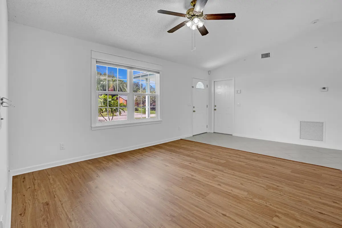 Brisbane-11 at 2031 SW Brisbane Street, Port St. Lucie
