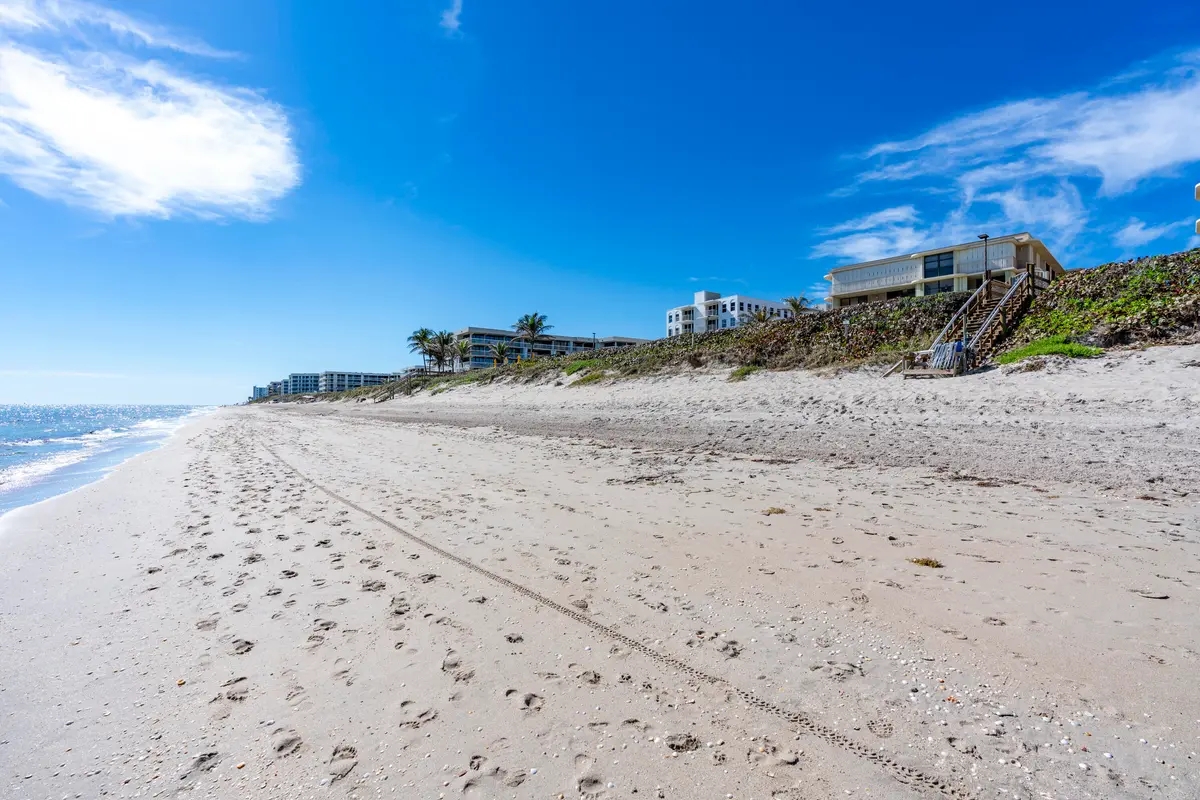 iPixx_00_31 at 3200 S OCEAN Boulevard A101, Palm Beach