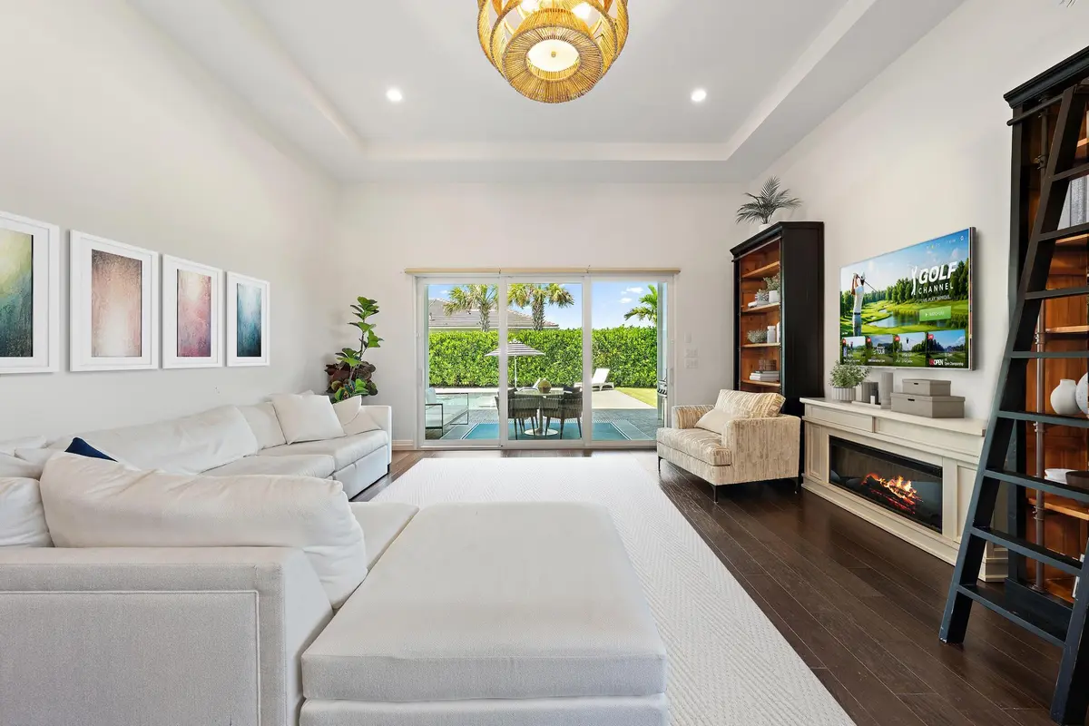 12471 Nautilus Cir-6 at 12471 NAUTILUS Circle, Palm Beach Gardens
