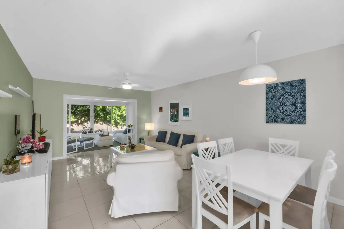 Dining Area at 5141 W OAKLAND PARK Boulevard 311, Lauderdale Lakes