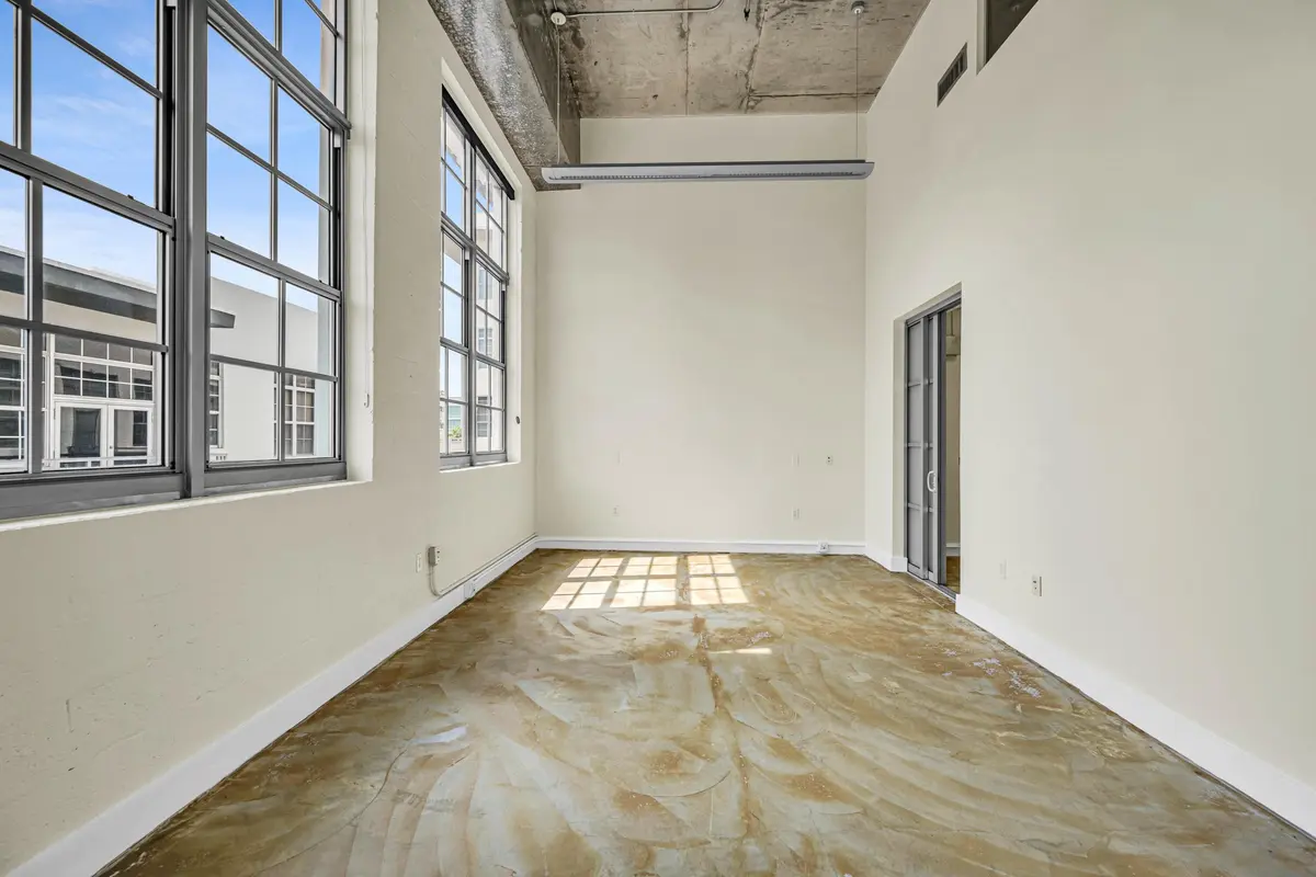 435 N ANDREWS #401-6 at 435 N Andrews Avenue 401, Fort Lauderdale
