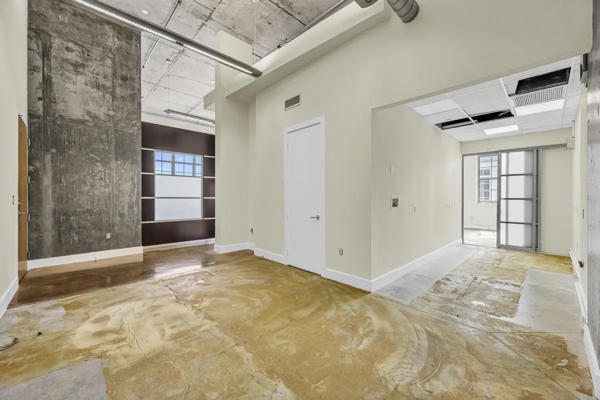 435 N ANDREWS #401-8 at 435 N Andrews Avenue 401, Fort Lauderdale