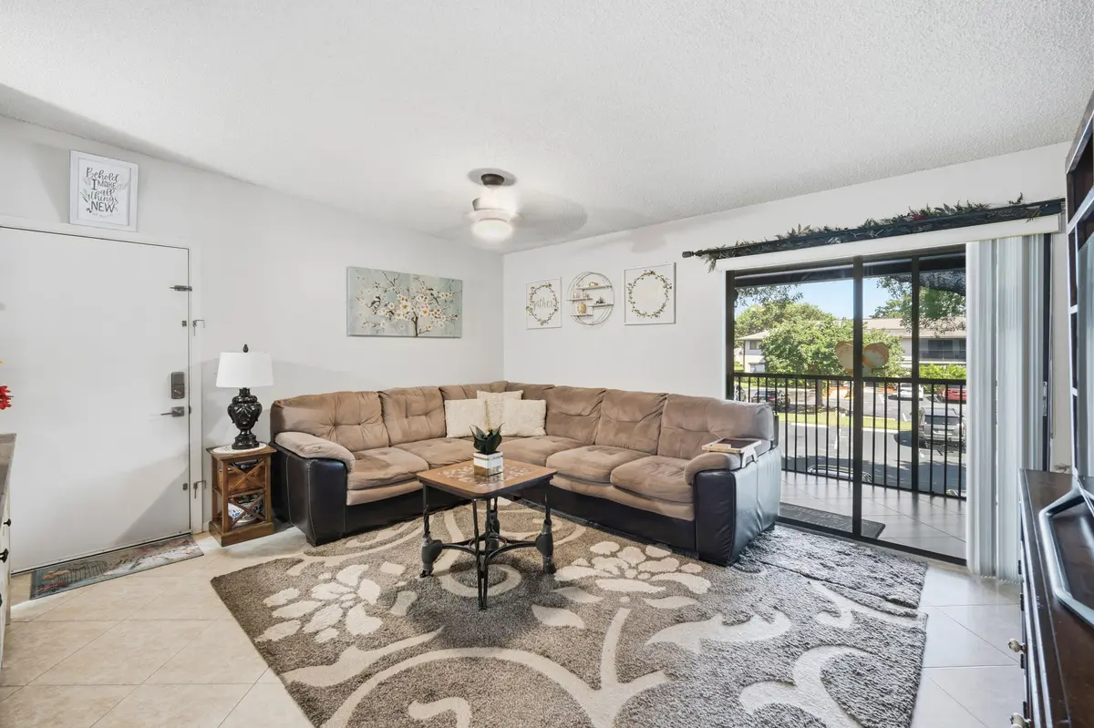 DSC04302 at 9965 N BELFORT Circle 209, Tamarac