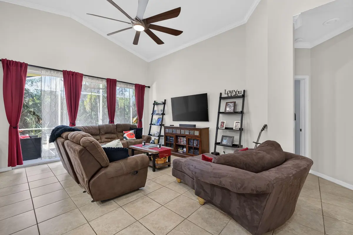 15-web-or-mls-3A5A4549 at 7213 SE Magellan Lane, Stuart