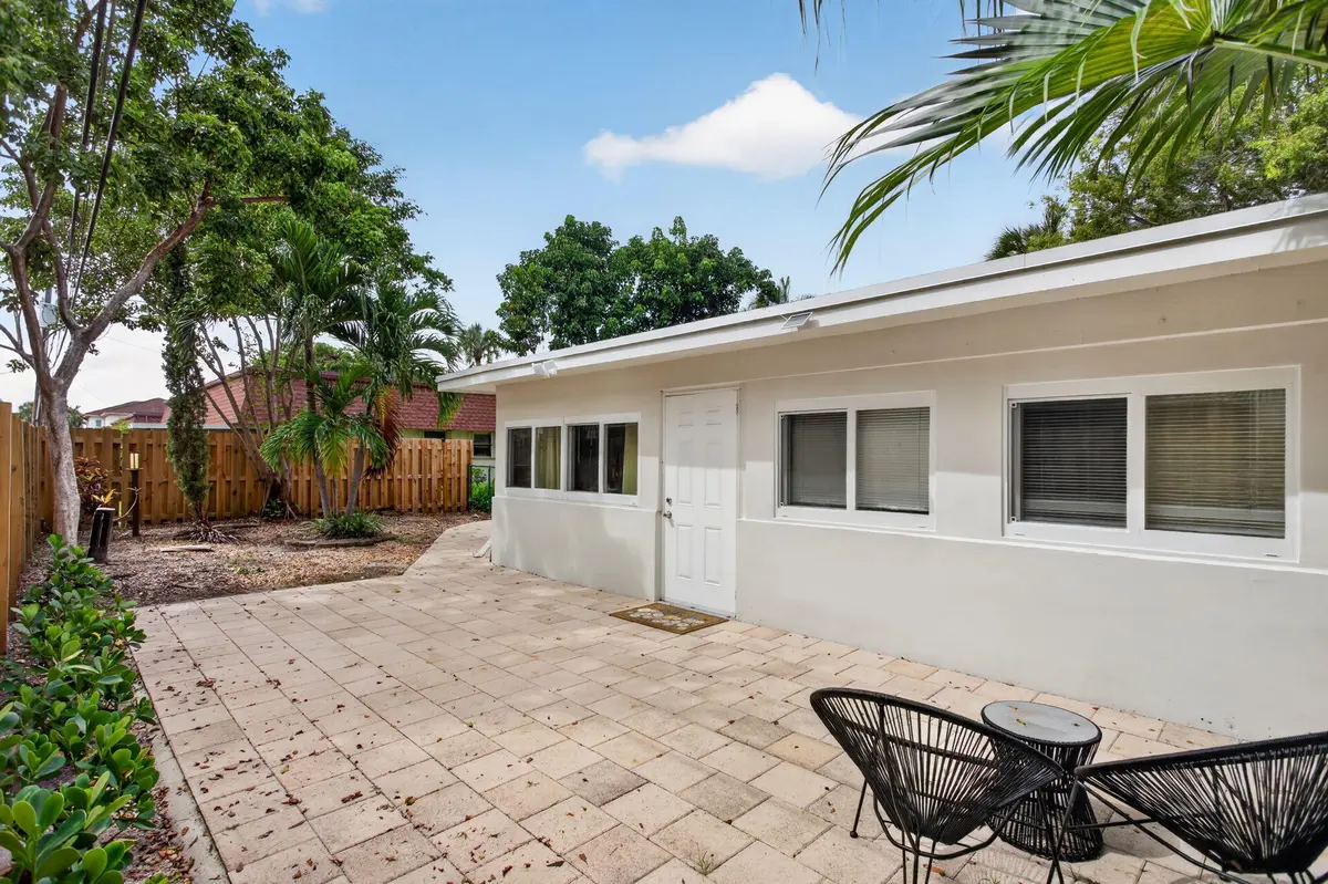 5-web-or-mls-2010-5 at 2010 NE 33RD Street, Lighthouse Point
