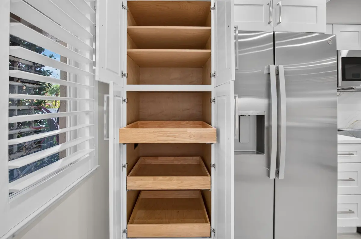 Pantry at 5914 REGAL GLEN Drive 107, Boynton Beach
