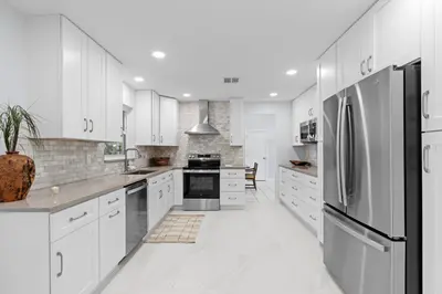 324 SANDPIPER Avenue, Royal Palm Beach – Single Family Residence for sale