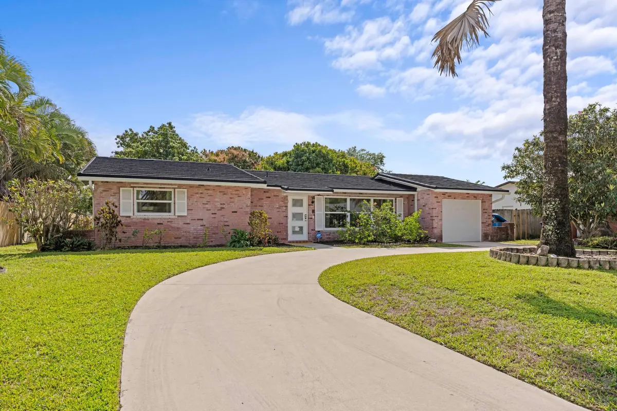 DSC06502_1.jpg-SMALL at 324 SANDPIPER Avenue, Royal Palm Beach