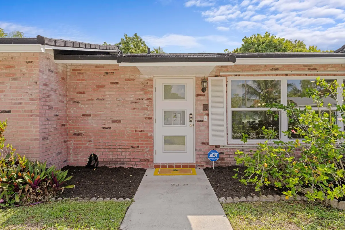 DSC06492_1.jpg-SMALL at 324 SANDPIPER Avenue, Royal Palm Beach