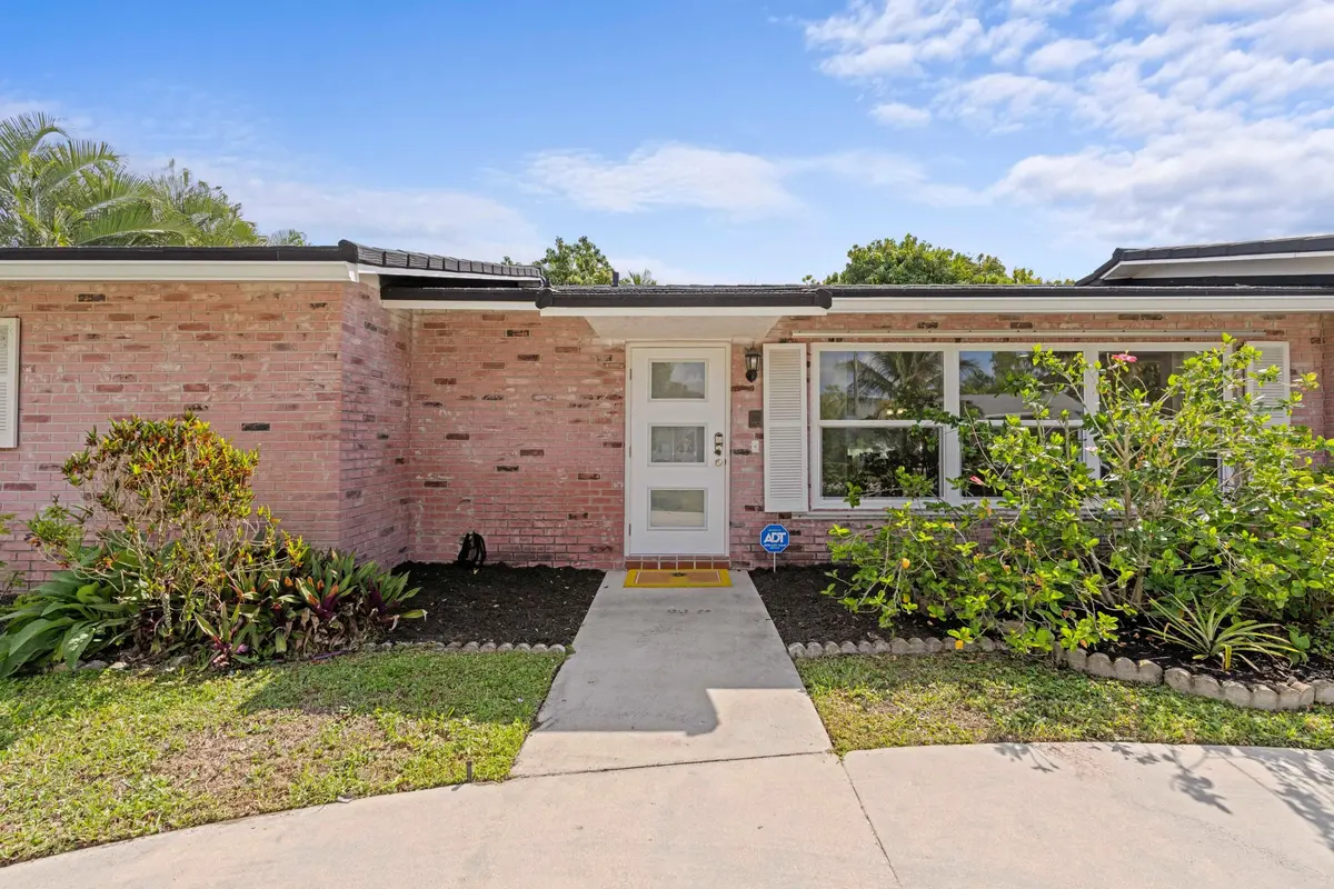 DSC06487_1.jpg-SMALL at 324 SANDPIPER Avenue, Royal Palm Beach