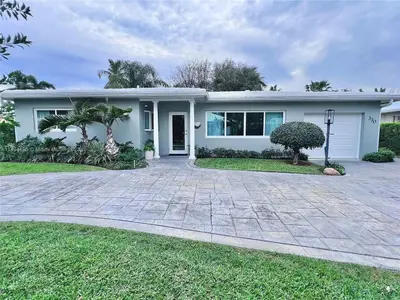 330 Cascade Lane, Palm Beach Shores – Single Family Residence for sale